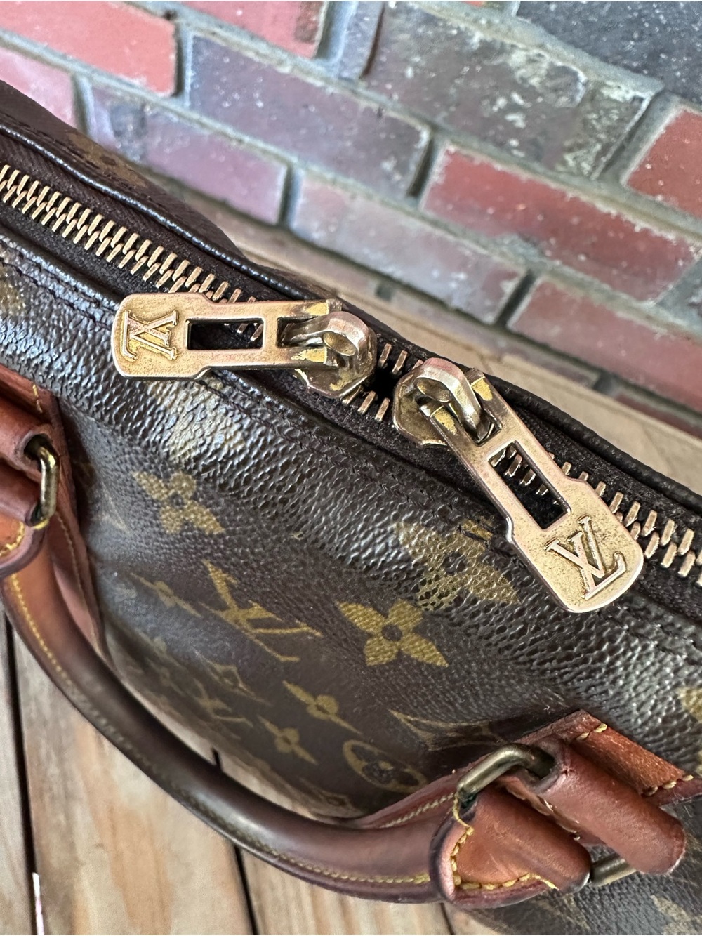 Vintage Louis Vuitton Brown Monogram
Porte Documents Voyage - Picture 4 of 16